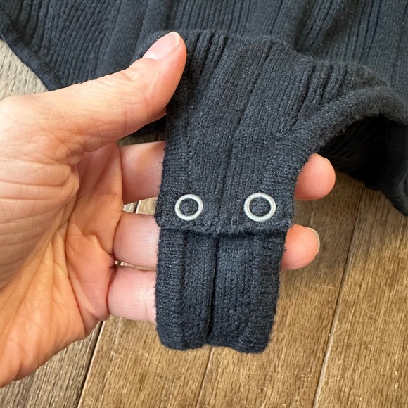 Abercrombie Fitch Black Ribbed Sweater Sweetheart Neck Short Sleeve Bodysuit M - Picture 3 of 7